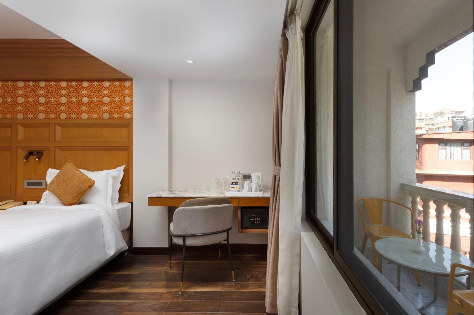 Hotel Tibet Катманду Экстерьер фото