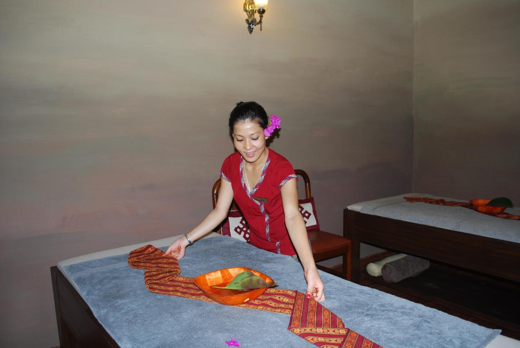 Hotel Tibet Катманду Экстерьер фото