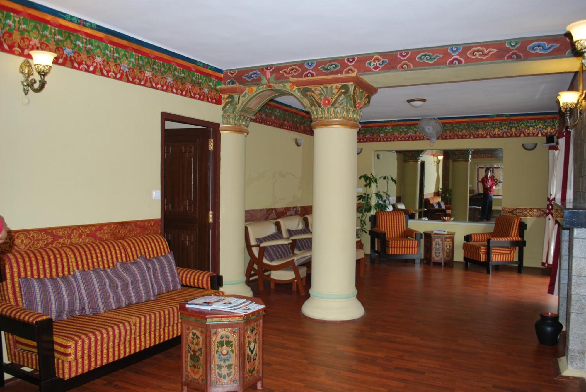 Hotel Tibet Катманду Экстерьер фото
